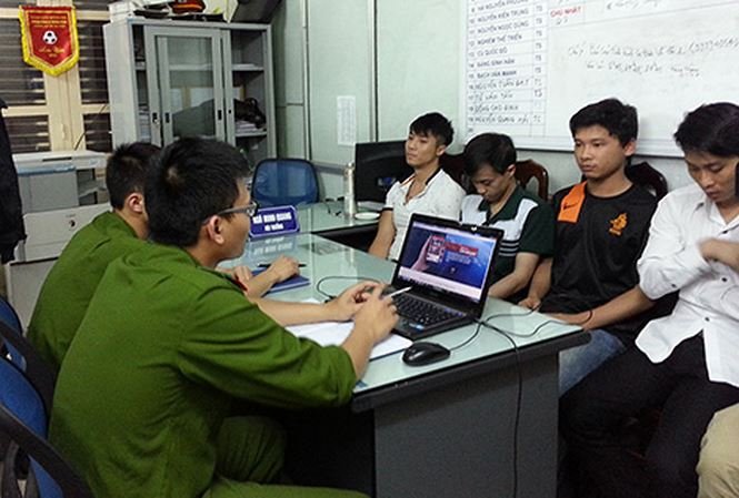Cảnh giác với tội phạm lừa đảo qua mạng Internet dịp lễ 30/4 – 1/5